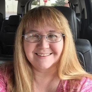 Meet your Posher, Stacy